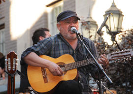 Horacio Salinas de Inti-Illimani Histórico en acto conmemorativo en Londres 38