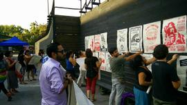 Instalación de afiches de la Brigada 40 años en jornada por los derechos colectivos